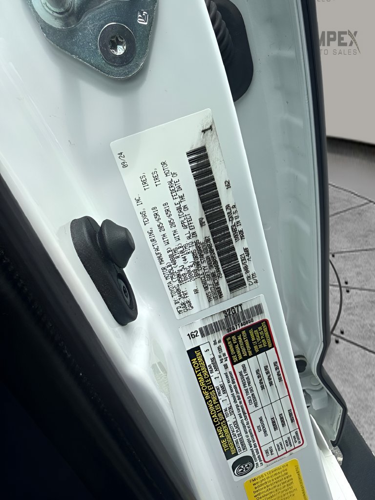 Used 2025 Toyota Sequoia TRD Pro AWD/4WD image 28