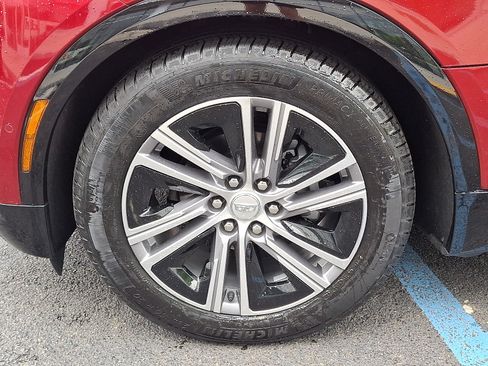 Certified 2024 Cadillac Lyriq Luxury AWD/4WD image 11