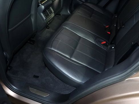 Used 2024 Land Rover Range Rover Evoque Dynamic SE image 25