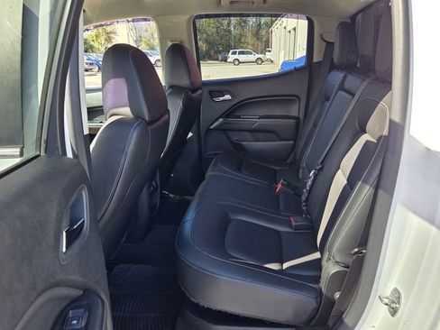 Used 2015 GMC Canyon SLT image 11