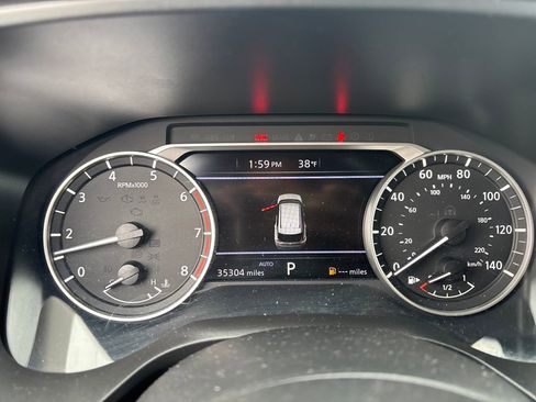 Used 2023 Nissan Rogue SV image 8