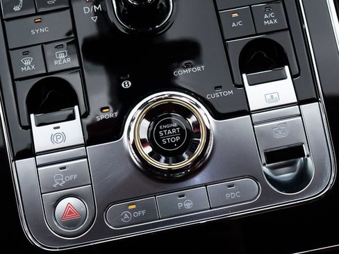 Certified 2024 Bentley Flying Spur W12 AWD/4WD image 37