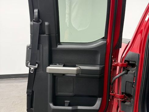 Used 2020 Ford F150 Raptor w/ Equipment Group 802A Luxury image 39