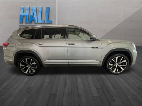 Certified 2025 Volkswagen Atlas SEL Premium R-Line image 7