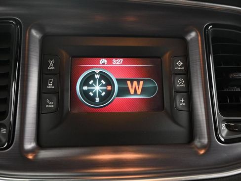 Used 2016 Dodge Challenger R/T RWD image 21
