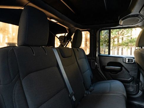 Used 2020 Jeep Wrangler Unlimited Sport S AWD/4WD image 13