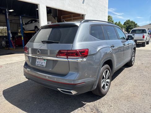 Used 2023 Volkswagen Atlas SE FWD image 4