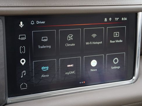 Used 2023 GMC Yukon Denali w/ Advanced Technology Package AWD/4WD image 30