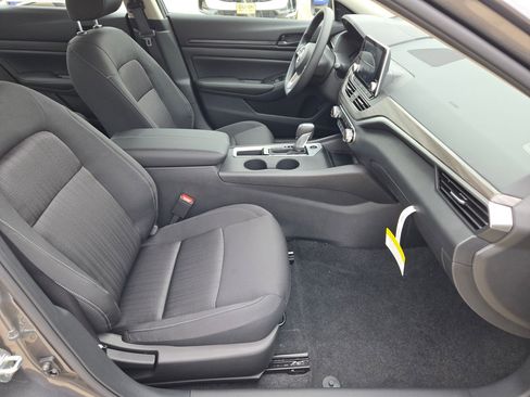 New 2026 Nissan Altima 2.5 SV FWD image 19