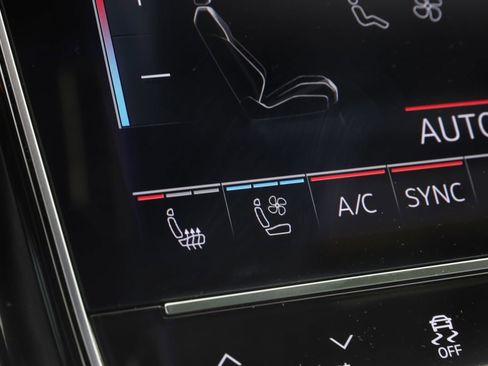 Used 2025 Audi S8 image 8