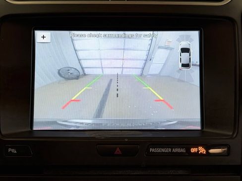 Used 2017 Ford Explorer XLT w/ Equipment Group 202A FWD image 53