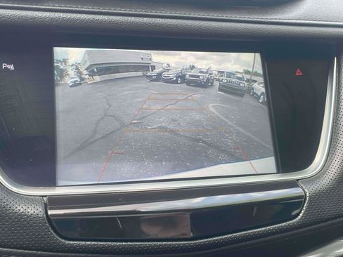 Used 2019 Cadillac XT5 Luxury FWD image 19
