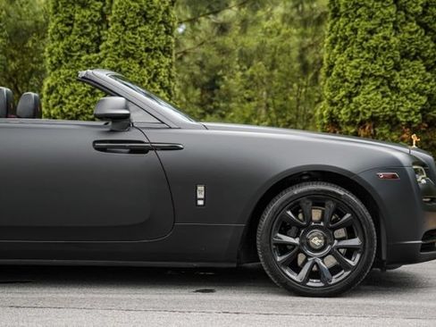 Used 2016 Rolls-Royce Dawn RWD image 21