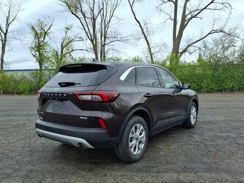 Used 2023 Ford Escape Active w/ Tech Pack #1 AWD/4WD image 5
