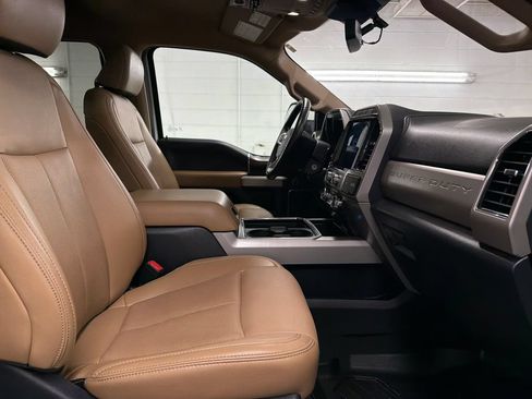 Used 2022 Ford F250 Lariat w/ Lariat Value Package AWD/4WD image 29