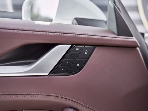 Used 2024 Porsche 911 Turbo S image 29