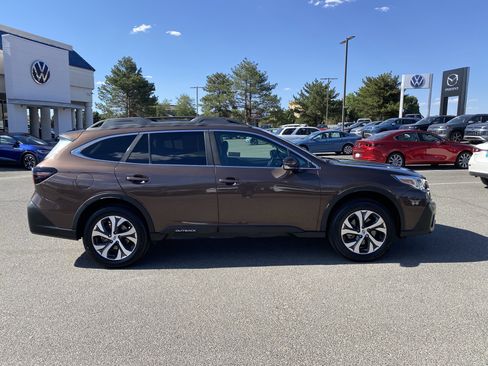 Used 2020 Subaru Outback Limited w/ Tech Package 2 AWD/4WD image 56