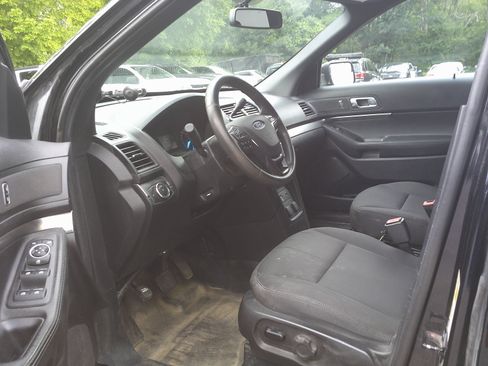 Used 2019 Ford Explorer 4WD Police Interceptor image 10