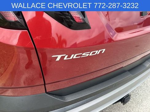 Used 2025 Hyundai Tucson Limited FWD image 9