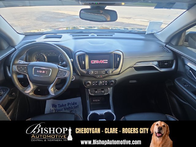 Used 2024 GMC Terrain AT4 w/ Tech Package AWD/4WD image 3