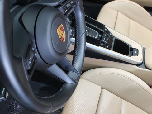 Used 2022 Porsche 911 Carrera S image 69