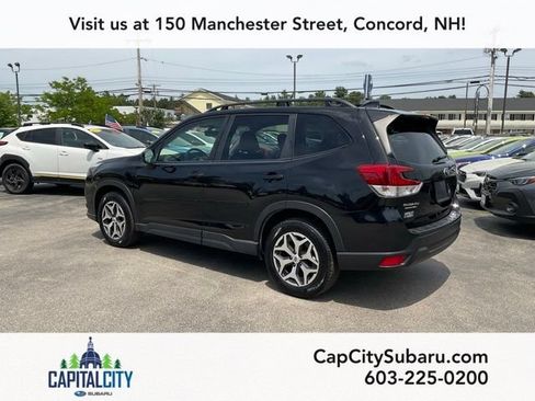 Used 2023 Subaru Forester Premium AWD/4WD image 4