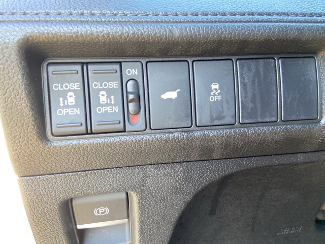 Used 2025 Honda Odyssey Sport-L image 49