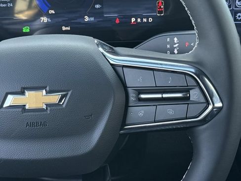 New 2026 Chevrolet Equinox EV LT AWD/4WD image 11