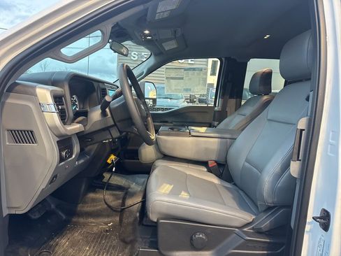 New 2026 Ford F350 XL w/ XL Chrome Package image 11