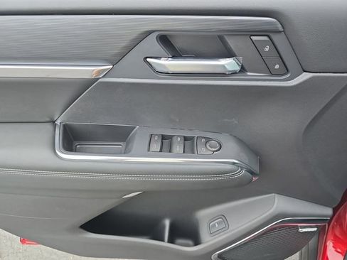 New 2025 GMC Acadia Elevation image 22