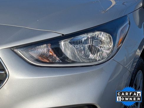Used 2022 Hyundai Accent SE image 10