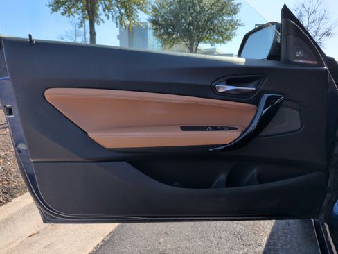 Used 2018 BMW 230i Coupe w/ Track Handling Package image 28