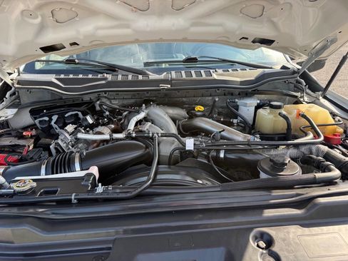 Used 2022 Ford F250 XL w/ Power Equipment Group AWD/4WD image 13