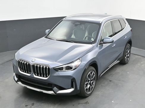 New 2026 BMW X1 xDrive28i w/ Convenience Package image 44