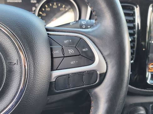 Used 2018 Jeep Compass Limited w/ Navigation Group image 6