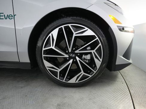 Used 2024 Hyundai Ioniq 6 Limited RWD image 20