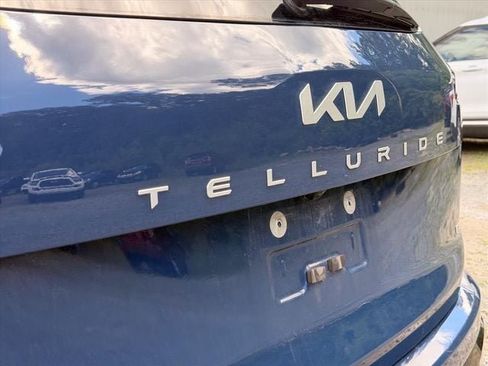 Used 2024 Kia Telluride EX X-Line AWD/4WD image 17