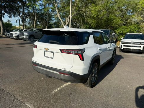 Used 2026 Chevrolet Equinox LT FWD image 11