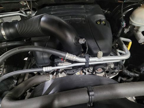 Used 2017 RAM 1500 Express AWD/4WD image 30