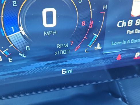 New 2026 Chevrolet Equinox LT w/ Convenience Package II FWD image 14