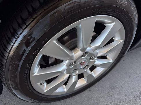 Used 2009 Cadillac XLR RWD image 35