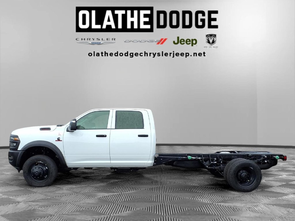 New 2026 RAM 5500 Tradesman AWD/4WD image 21