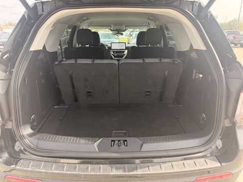 Certified 2025 Ford Explorer Active AWD/4WD image 8