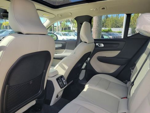 New 2026 Volvo XC40 B5 Ultra w/ Protection Package Premier AWD/4WD image 5
