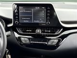 Used 2021 Toyota C-HR LE image 3