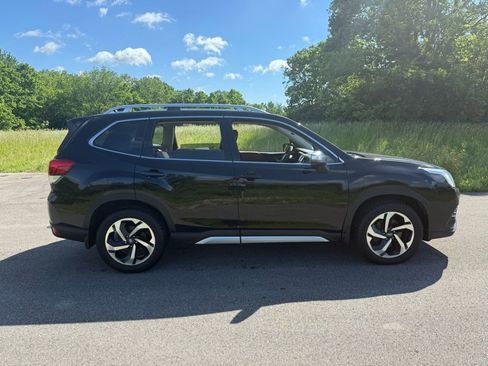 Used 2022 Subaru Forester Touring w/ Popular Package #2 image 19