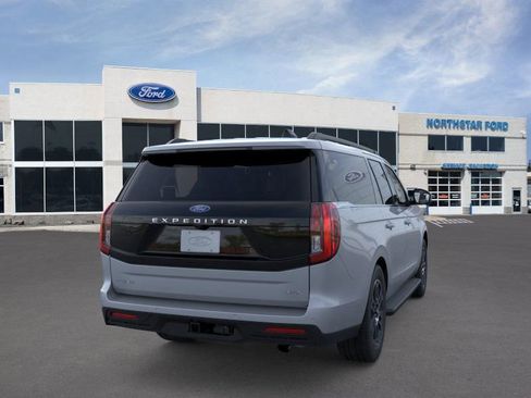 New 2025 Ford Expedition Max Active image 8