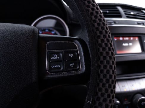 Used 2017 Dodge Journey SE FWD image 21