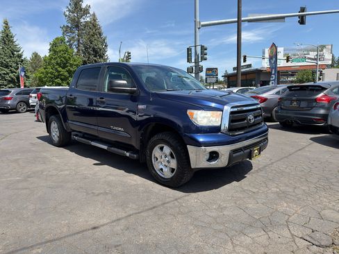 Used 2012 Toyota Tundra 4x4 CrewMax w/ TRD Off-Road Pkg image 10