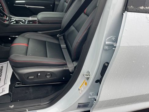 New 2026 Chevrolet Traverse RS w/ LPO, Floor Liner Package image 20